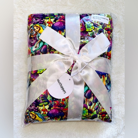 NIB Showstoppers Bamboo Blanket - Picture 2 of 2